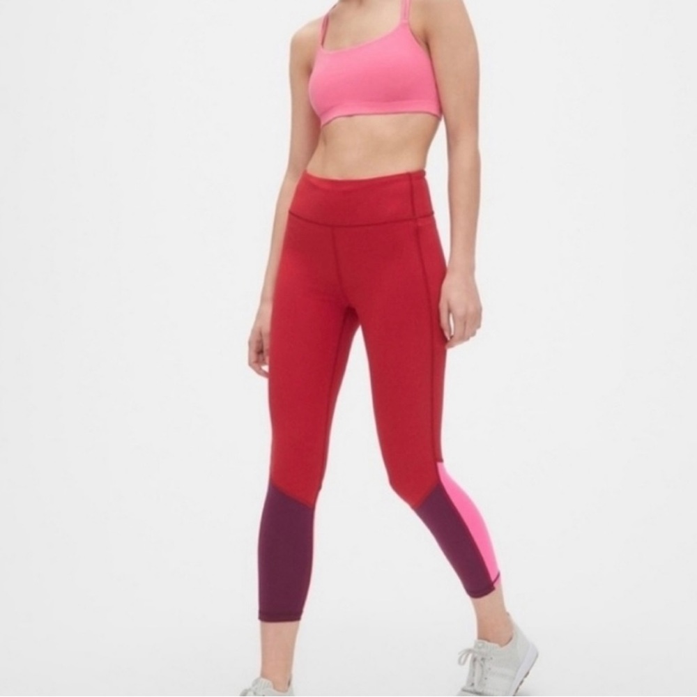 GAPFit Blackout Technology Leggings Pa Ts Colorblock Red Pink Purple Compression